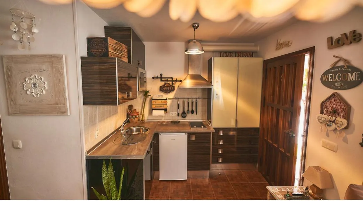 Buddhaloungeapartments 3 Buddhaloungeapartments #3 Primera Planta Ronda Appartamento